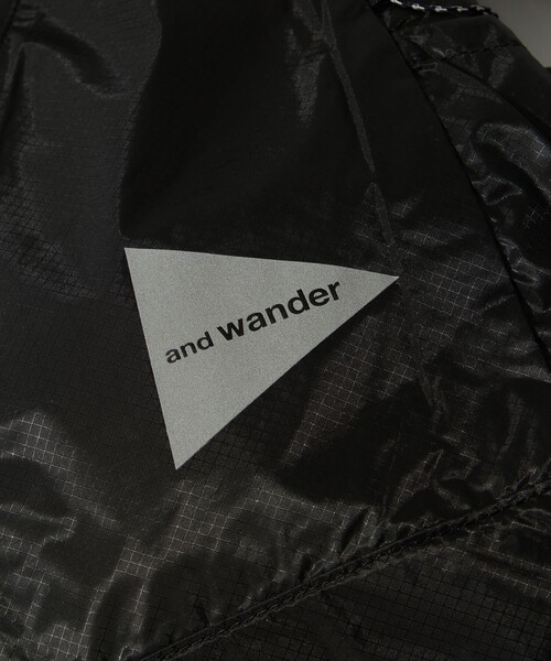 and wander(アンドワンダー)の「【and wander/アンドワンダー】sil daypack(バックパック/リュック・メンズ・ブラック・FREE)」の6枚目の写真