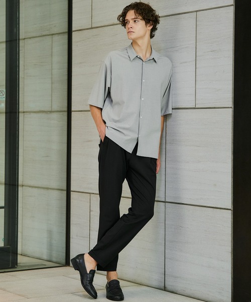 UNITED TOKYO（ユナイテッドトウキョウ）の「【日本製温度調整素材】アウトラスト レギュラーカラーシャツ　｜夏服/オフィスカジュアル/ビジネス/ウォッシャブル/ストレッチ/速乾（シャツ/ブラウス・メンズ・ダークグレー/ライトグレー/ホワイト/ストライプ・1/3/2）」の9枚目の写真