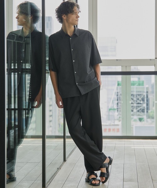UNITED TOKYO（ユナイテッドトウキョウ）の「【日本製温度調整素材】アウトラスト レギュラーカラーシャツ　｜夏服/オフィスカジュアル/ビジネス/ウォッシャブル/ストレッチ/速乾（シャツ/ブラウス・メンズ・ダークグレー/ライトグレー/ホワイト/ストライプ・1/3/2）」の12枚目の写真