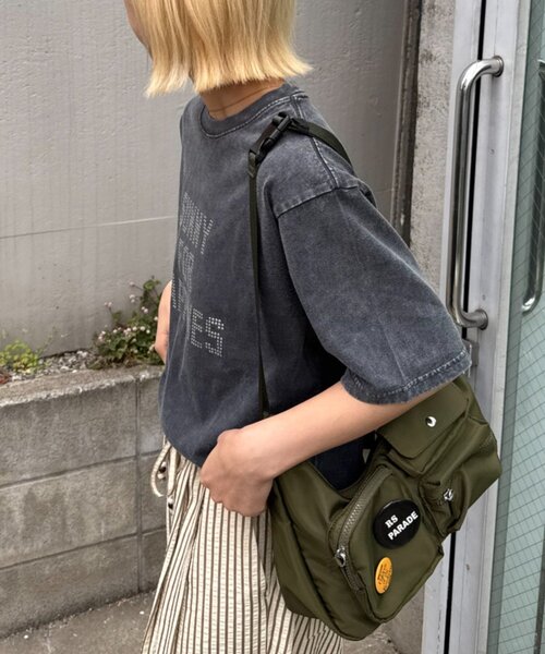 CIAOPANIC TYPY（チャオパニックティピー）の「【ユニセックス】アシッドウォッシュ加工スタッズロゴTEE（Tシャツ/カットソー・レディース・ブラック/ピンク/イエロー・MEDIUM/LARGE）」の8枚目の写真