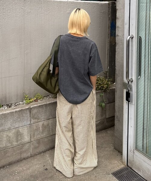 CIAOPANIC TYPY（チャオパニックティピー）の「【ユニセックス】アシッドウォッシュ加工スタッズロゴTEE（Tシャツ/カットソー・レディース・ブラック/ピンク/イエロー・MEDIUM/LARGE）」の12枚目の写真