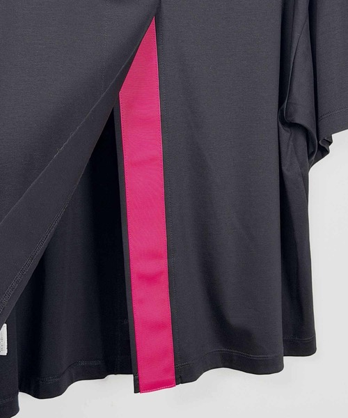 PICCIN(ピッチン)の「前後スリットプルオーバー(Tシャツ/カットソー・レディース・イエロー系その他/レッド系その他/ブラック系その他・M)」の8枚目の写真