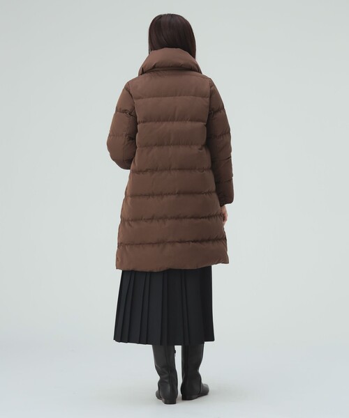 BEAMS HEART（ビームスハート）の「河田フェザー ロング ダウンコート（ダウンジャケット/コート・レディース・ブラウン/ブラック・SMALL/MEDIUM）」の10枚目の写真
