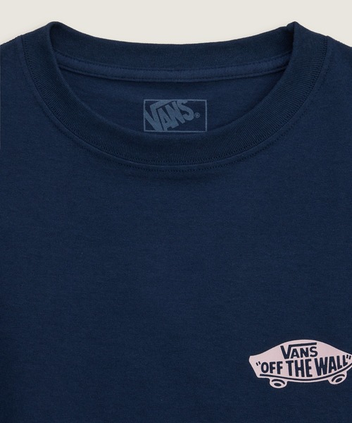 VANS（バンズ）の「ダブルスタンダード フィル Tシャツ / Double Standard Fill SS Tee dr VN000WYBLKZ1（Tシャツ/カットソー・メンズ・ネイビー・SMALL/MEDIUM/LARGE/X-LARGE/XX-LARGE）」の3枚目の写真