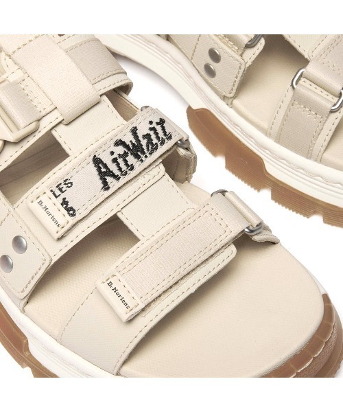 Dr. Martens(ドクターマーチン)の「Dr. MARTENS PEARSON II SANDAL(ドクターマーチン フォースン II サンダル)(サンダル・メンズ・ベージュ系・28cm/27cm/26cm/25cm/24cm/23cm/29cm)」の8枚目の写真