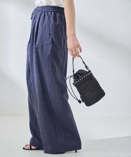 Mackintosh（マッキントッシュ）の「MACKINTOSH/マッキントッシュ ANNAN BUCKET STUDS バッグ（クラッチバッグ・レディース・ブラック・FREE）」の12枚目の写真