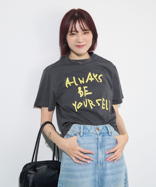 ABYS(アビス)の「【オリジナルタグ付き】配色ロゴプリントTシャツ(Tシャツ/カットソー・レディース・チャコールグレー/ピンク/ライトイエロー・FREE)」の8枚目の写真