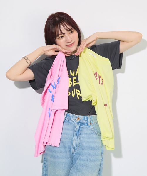 ABYS(アビス)の「【オリジナルタグ付き】配色ロゴプリントTシャツ(Tシャツ/カットソー・レディース・チャコールグレー/ピンク/ライトイエロー・FREE)」の9枚目の写真