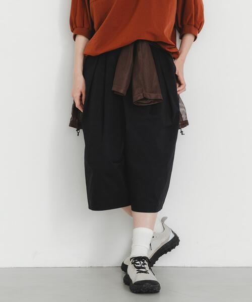 EKAL(エカル)の「撥水チノバミューダパンツ(その他パンツ・レディース・キャメル/ブラック・ONE)」の16枚目の写真