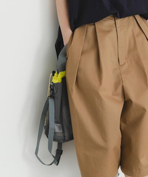 EKAL(エカル)の「撥水チノバミューダパンツ(その他パンツ・レディース・キャメル/ブラック・ONE)」の5枚目の写真