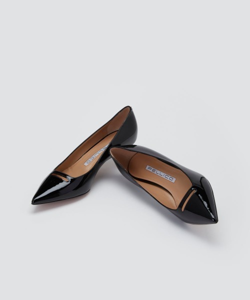 PELLICO(ペリーコ)の「ANIMA アネッリ エナメル パンプス 3.5cm BLACK(パンプス・レディース・ブラック・38/37.5/37/36.5/35.5/35/36)」の3枚目の写真