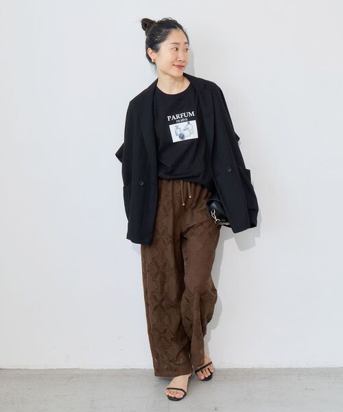 le.coeur blanc(ルクールブラン)の「PARFUM TEE(Tシャツ/カットソー・レディース・ブラック/オフホワイト・38)」の9枚目の写真