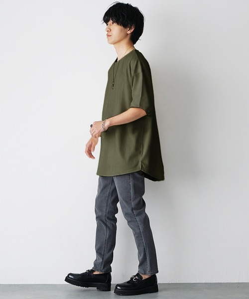 MinoriTY(マイノリティ)の「【MinoriTY】フェイクスウェード5分袖カットソー メンズ 夏服 ユニセックス 半袖 Tシャツ ルーズフィット ビッグシルエット(Tシャツ/カットソー・メンズ・カーキ/ブルーグリーン/グレイッシュベージュ・L/M/S)」の7枚目の写真