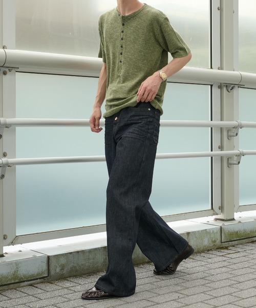 Perushu(ペルーシュ)の「Henley Neck Rib Knit Tops/ヘンリーネックリブニットトップス(Tシャツ/カットソー・メンズ・チャコールグレー/ダークグリーン/ネイビー/ベージュ・MEDIUM/LARGE)」の13枚目の写真