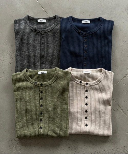 Perushu(ペルーシュ)の「Henley Neck Rib Knit Tops/ヘンリーネックリブニットトップス(Tシャツ/カットソー・メンズ・チャコールグレー/ダークグリーン/ネイビー/ベージュ・MEDIUM/LARGE)」の8枚目の写真