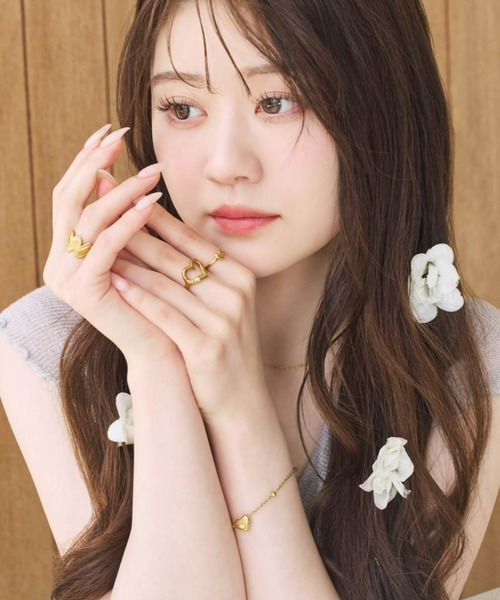 Ms.yuu by Nothing And Others(ミスユーバイナッシングアンドアザーズ)の「【りんかさん着用】Ms.yuu by Nothing And Others/シンプルハートリング(リング・レディース・シルバー/ゴールド・FREE)」の12枚目の写真