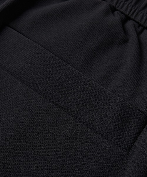 MODE COMMUTER(モードコミューター)の「Side-Button Wide Short Pants(その他パンツ・メンズ・ブラック・SMALL/MEDIUM/LARGE)」の7枚目の写真