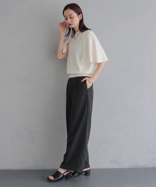 &g'aime(アンジェム)の「【&g'aime 】ケープニット Cape Knit Top(ニット/セーター・レディース・レッド/オフホワイト/ブラック/ブラウン・FREE)」の14枚目の写真
