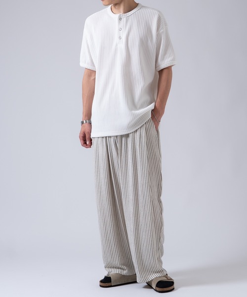OXA(オグザ)の「ベロア調 半袖ヘンリーネックTシャツ カットソー OXA(Tシャツ/カットソー・メンズ・ブラック/ホワイト・FREE)」の12枚目の写真