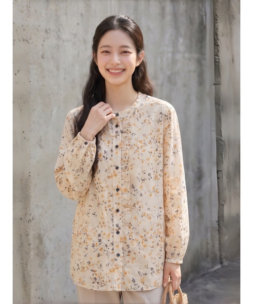 Sew loop（ソーループ）の「綿100％リーフ柄プリント前立てフリル長袖ブラウス（シャツ/ブラウス・レディース・ベージュ・L/M）」の7枚目の写真