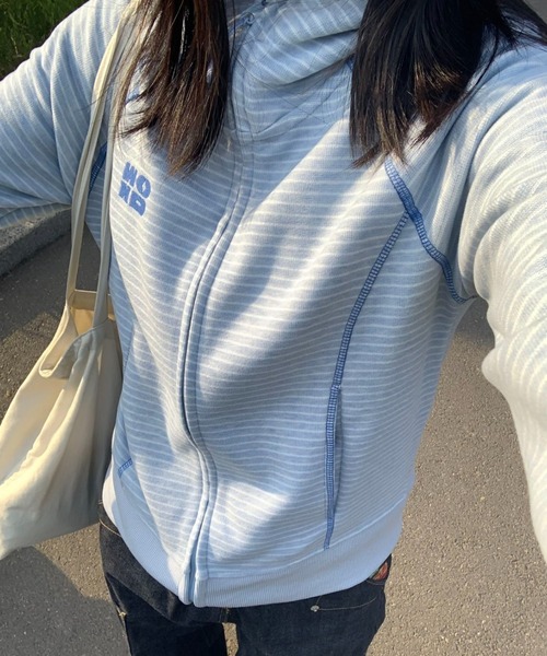 GEMEDA（ジェメダ）の「ボーダー柄フード付きジップパーカー（パーカー・レディース・ライトグレー・M）」の9枚目の写真