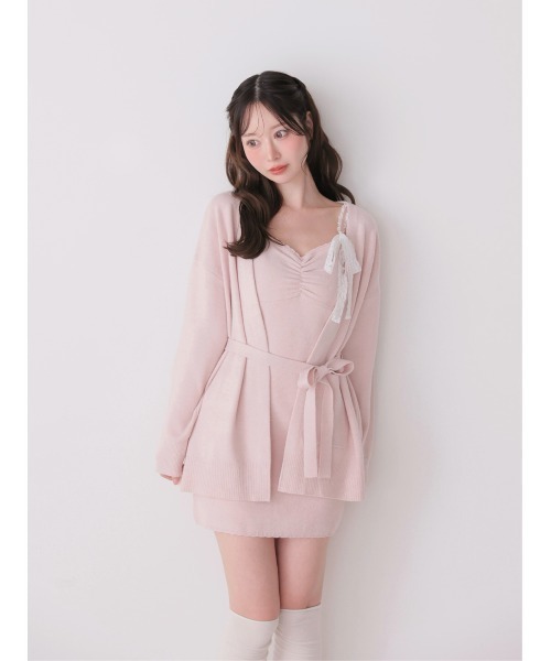 M me eme(エムミーエメ)の「Lace cami ensemble knit onepiece(eme11126)(セットアップ・レディース・ピンク/アイボリー/レッド・FREE)」の2枚目の写真