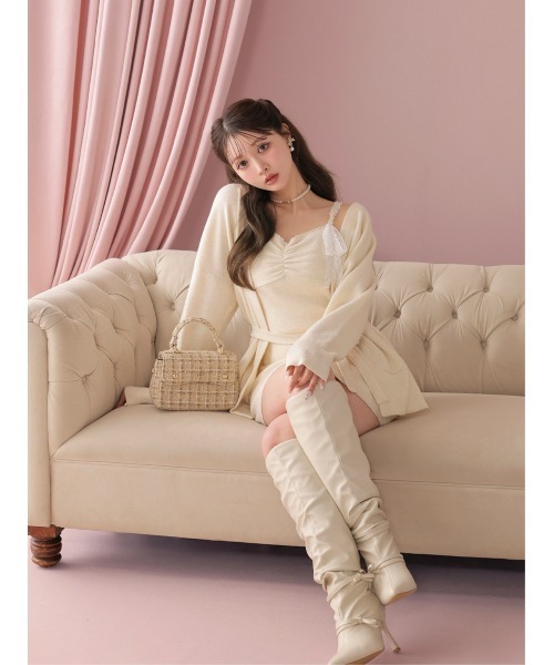 M me eme(エムミーエメ)の「Lace cami ensemble knit onepiece(eme11126)(セットアップ・レディース・ピンク/アイボリー/レッド・FREE)」の1枚目の写真