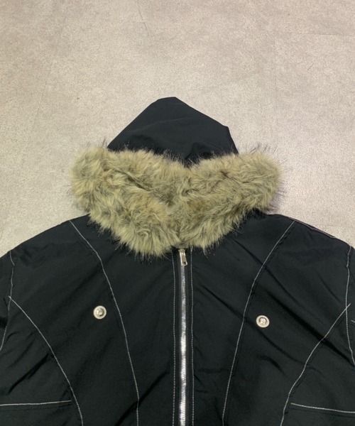 link lot（リンクロット）の「【26年秋冬新作アイテム】フェイクファーボンバージャケット（MA-1・メンズ・カーキ/ブラック・M）」の8枚目の写真