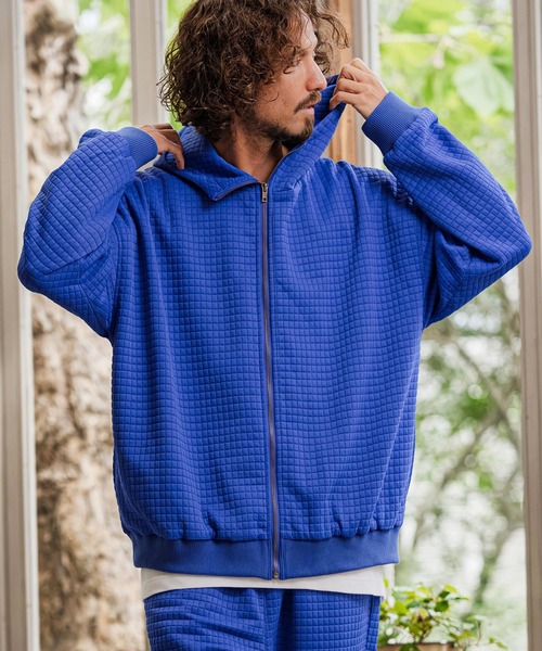 CAMBIO(カンビオ)の「mpa4226-Quilt Jacquard Zip Hoodie ジップパーカー(CAM26AW-012)(パーカー・メンズ・ブルー/ブラック/チャコール・S/L/M)」の5枚目の写真