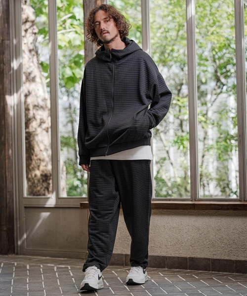 CAMBIO(カンビオ)の「mpa4226-Quilt Jacquard Zip Hoodie ジップパーカー(CAM26AW-012)(パーカー・メンズ・ブルー/ブラック/チャコール・S/L/M)」の10枚目の写真