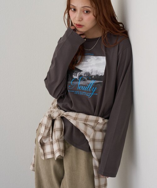 DISCOAT(ディスコート)の「モノクロフォトロゴTシャツ(Tシャツ/カットソー・レディース・チャコールグレー/オフホワイト/ベージュ系その他・FREE)」の8枚目の写真