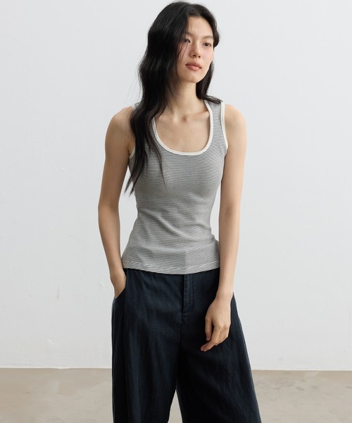 JOCOSA（ジョコサ）の「ウール混 ふんわり起毛 カップ付きタンクトップ（タンクトップ・レディース・ベージュ/ホワイト/チャコールグレー/グレー系その他・M/L）」の18枚目の写真