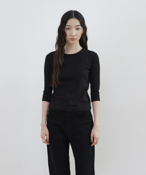 STEP AROUND(ステップアラウンド)の「ベーシック7分袖スリムTシャツ ブラック(Tシャツ/カットソー・レディース・その他・FREE)」の1枚目の写真