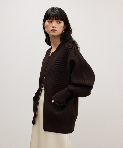 ADAM ET ROPE'(アダムエロペ)の「【WEB限定】・【定番】ジップニットカーディガン(カーディガン/ボレロ・レディース・ダークブラウン/ブラック/チャコールグレー・FREE)」の3枚目の写真
