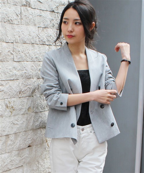 LIMITLESS LUXURY（リミットレスラグジュアリー）の「ノーカラージャケット◆（その他アウター・レディース・ベージュ/グレー/ホワイト・38/36）」の2枚目の写真