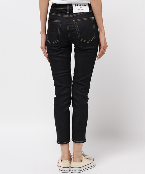 BLACK BY MOUSSY（ブラックバイマウジー）の「CRYSTAL cropped DENIM