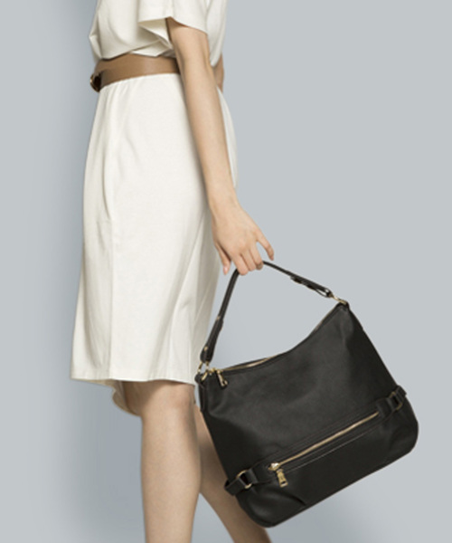 PLAIN CLOTHING（プレーンクロージング）の「フロントZIPトートバッグ/ショルダーバッグ【PLAIN CLOTHING】（トートバッグ・レディース・ブラック/ボルドー/キャメル/ネイビー/グレー・FREE）」の18枚目の写真