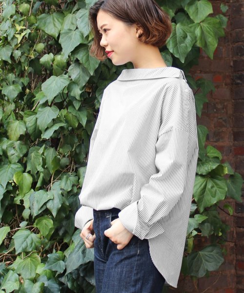 ivory court（アイボリーコート）の「100/2 ブロードサイドカラー シャツプルオーバー♯（シャツ/ブラウス・レディース・ネイビー/サックスブルー・FREE）」の2枚目の写真