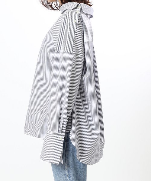 ivory court（アイボリーコート）の「100/2 ブロードサイドカラー シャツプルオーバー♯（シャツ/ブラウス・レディース・ネイビー/サックスブルー・FREE）」の12枚目の写真