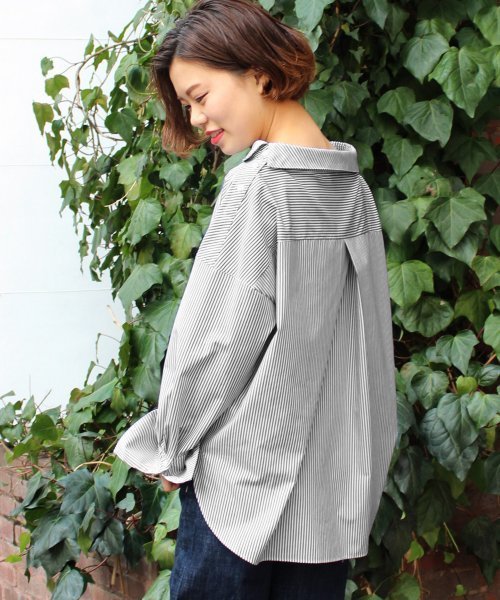 ivory court（アイボリーコート）の「100/2 ブロードサイドカラー シャツプルオーバー♯（シャツ/ブラウス・レディース・ネイビー/サックスブルー・FREE）」の16枚目の写真