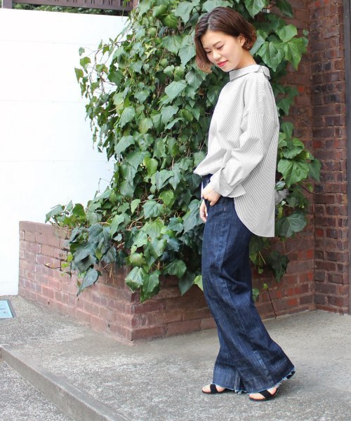 ivory court（アイボリーコート）の「100/2 ブロードサイドカラー シャツプルオーバー♯（シャツ/ブラウス・レディース・ネイビー/サックスブルー・FREE）」の17枚目の写真