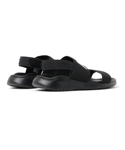 NIKE（ナイキ）の「NIKE ナイキ WMNS NIKE TANJUN SANDAL ﾅｲｷ ｳｨﾒﾝｽﾞ ﾀﾝｼﾞｭﾝ ｻﾝﾀﾞﾙ 882694 001BLACK/WHITE-BLACK（サンダル・レディース・ブラック×ホワイト・24.0cm/26.0cm/29.0cm/27.0cm/28.0cm/25.0cm/23.0cm/22.0cm）」の4枚目の写真