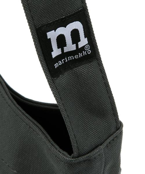 marimekko（マリメッコ）の「＜marimekko（マリメッコ）＞ MINI WEEKENDER/バッグ ◆（ショルダーバッグ・メンズ・ブラウン/オレンジ/ブラック/レッド/ターコイズブルー/ネイビー/ベージュ/ダークグレー/オリーブ・ONESIZE）」の19枚目の写真