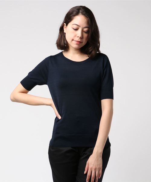three dots(スリードッツ)の「Marisol 5月号掲載/ウォッシャブルシルク クルーネックトップ(ニット/セーター・レディース・ネイビー/ピンク/杢グレー/ホワイト・MEDIUM/SMALL)」の3枚目の写真