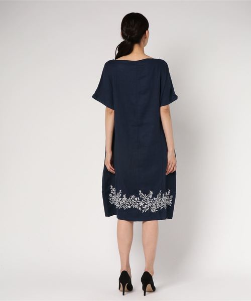 LBC（エルビーシー）の「刺繍ワンピース（ワンピース・レディース・ホワイト/ネイビー・M/L）」の3枚目の写真