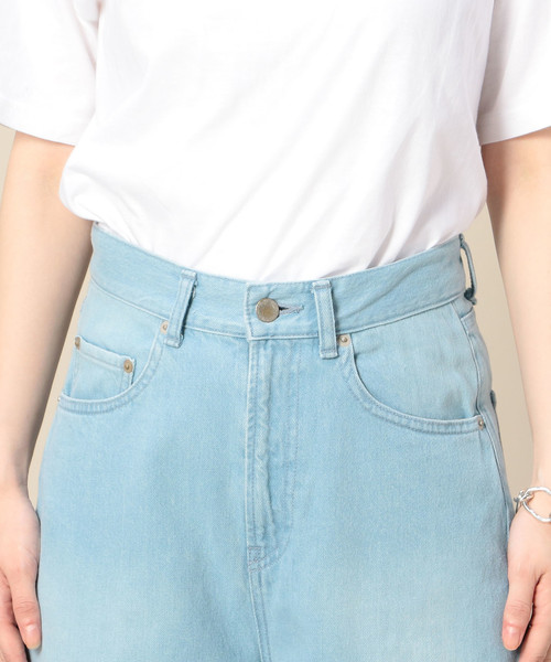 BEAUTY&YOUTH UNITED ARROWS（ビューティーアンドユースユナイテッドアローズ）の「BY ブリーチデニムパンツ о（デニムパンツ・レディース・ライトブルー・SMALL/MEDIUM）」の5枚目の写真