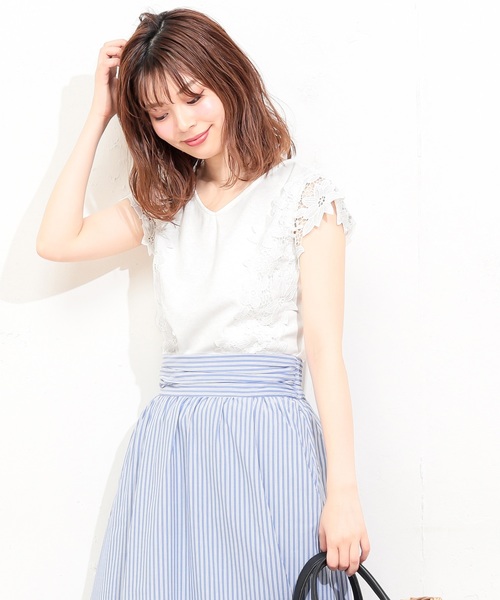 natural couture（ナチュラルクチュール）の「フラワーレース袖きれいめプルオーバー（Tシャツ/カットソー・レディース・ブラック/オフホワイト/ベージュ/ピンク・FREE）」の7枚目の写真