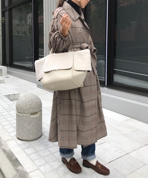 SOLPRESA（ソルプレーサ）の「３WAYボアトートバッグ（トートバッグ・レディース・ブラック/ベージュ/グレー・FREE）」の3枚目の写真