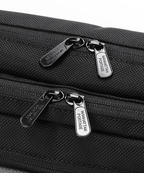 Manhattan Portage BLACK LABEL（マンハッタンポーテージ　ブラックレーベル）の「JACKSON SQUARE BAG（ショルダーバッグ・メンズ・ブラック・X-SMALL）」の10枚目の写真