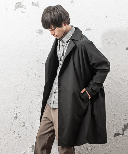 MinoriTY（マイノリティ）の「ドロップショルダーオーバーサイズコート（ダウンジャケット/コート・メンズ・ブラック/ベージュ/ネイビー・M/L）」の2枚目の写真